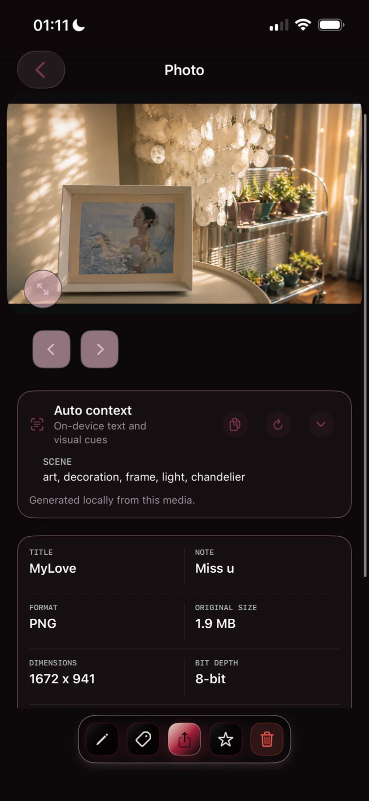 Senvra photo details with on-device Auto Context